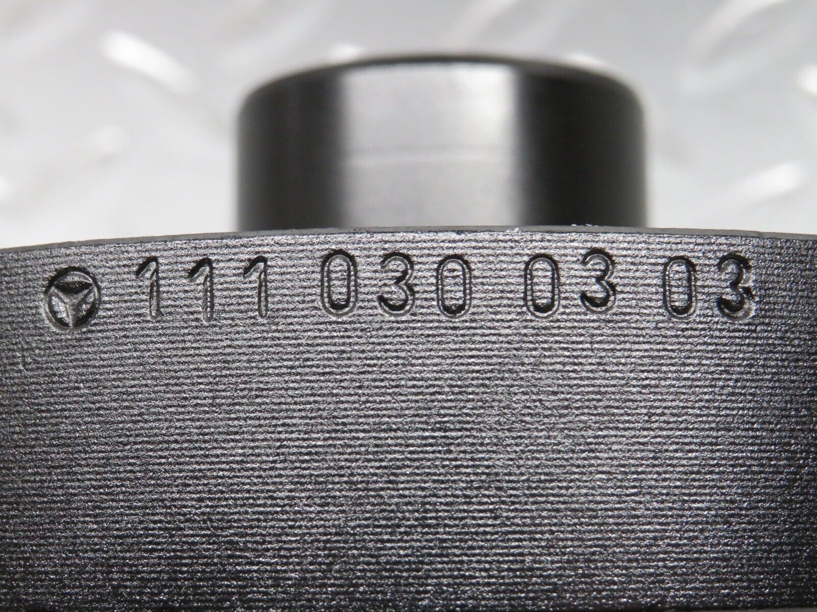 31526 Mercedes-Benz S124 220TE Wagon Crankshaft Vibration Damper 1110300303