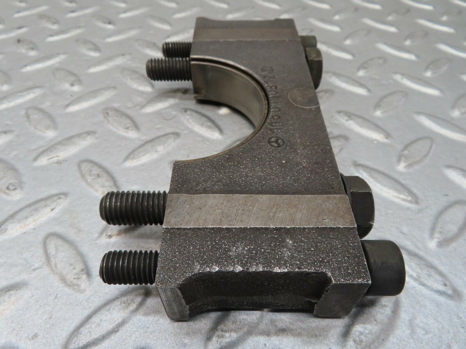 16544 Mercedes-Benz C107 350SLC Coupe Crankshaft Bearing Holder Block 1160110312