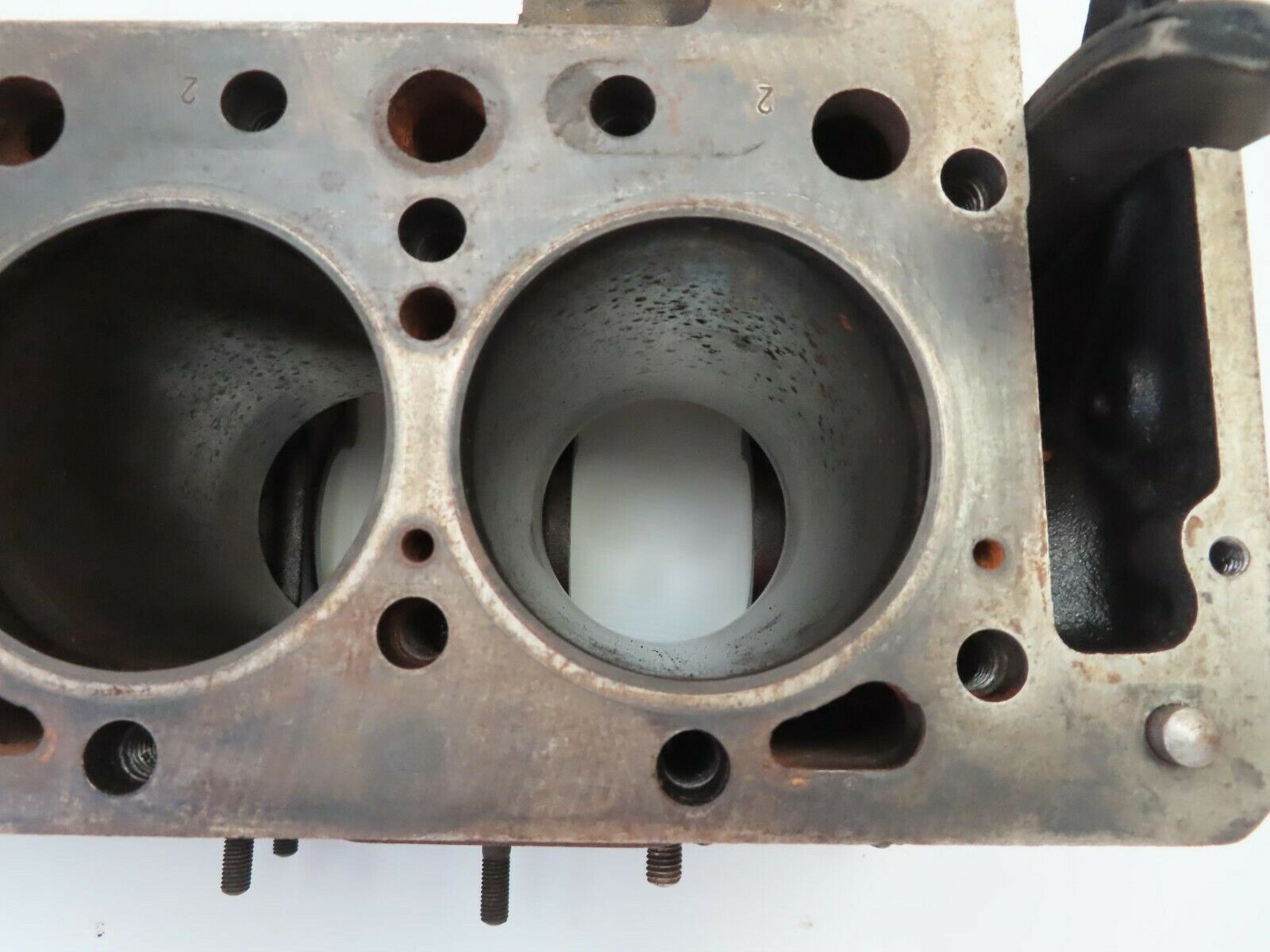 9538 Mercedes-Benz W115 Engine Block OM615 6150111801