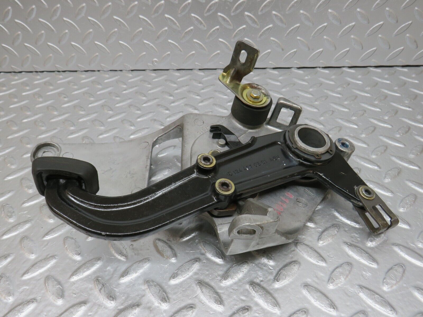 32426 Mercedes-Benz S124 300TE Wagon Parking Brake Pedal 1244270501 1244270536