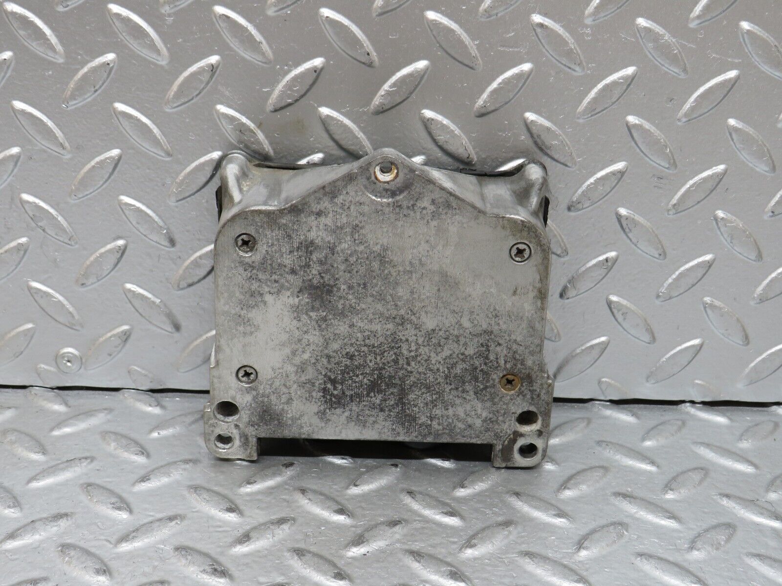 27937 Mercedes-Benz W123 280E Ignition Control Unit 0227100001