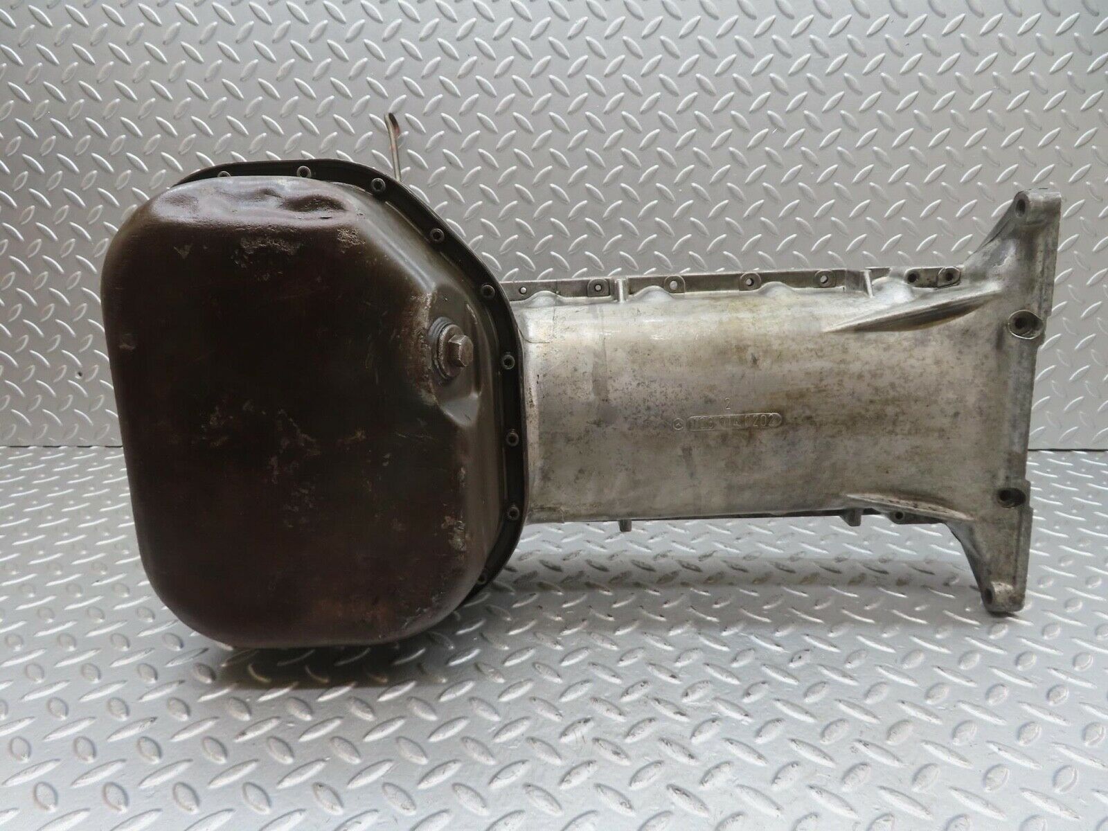 13826 Mercedes-Benz W111 230S Oil Pan Oil Sump 1080140202