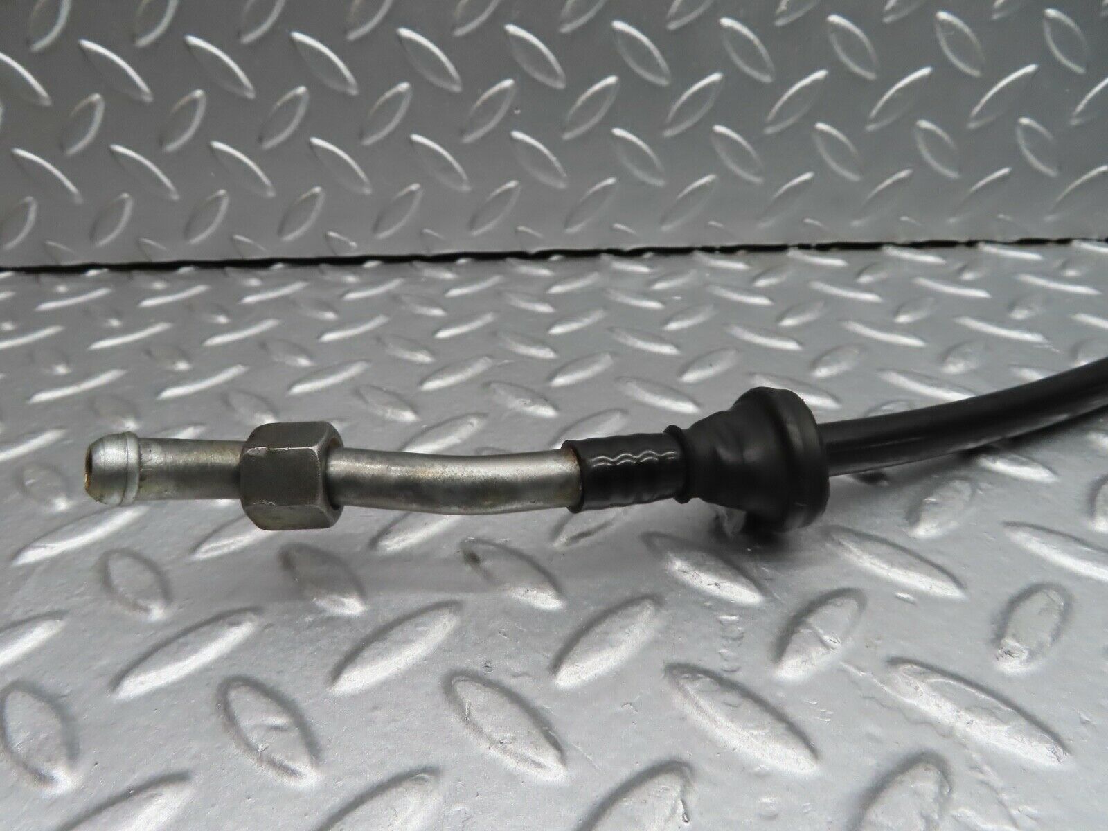 20197 Mercedes-Benz R129 300SL Coupe Brake Servo Vacuum Pipe