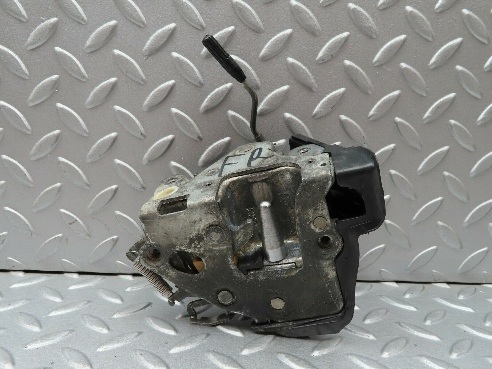 4313 Mercedes-Benz W123 230E Front Right Door Lock Mechanism