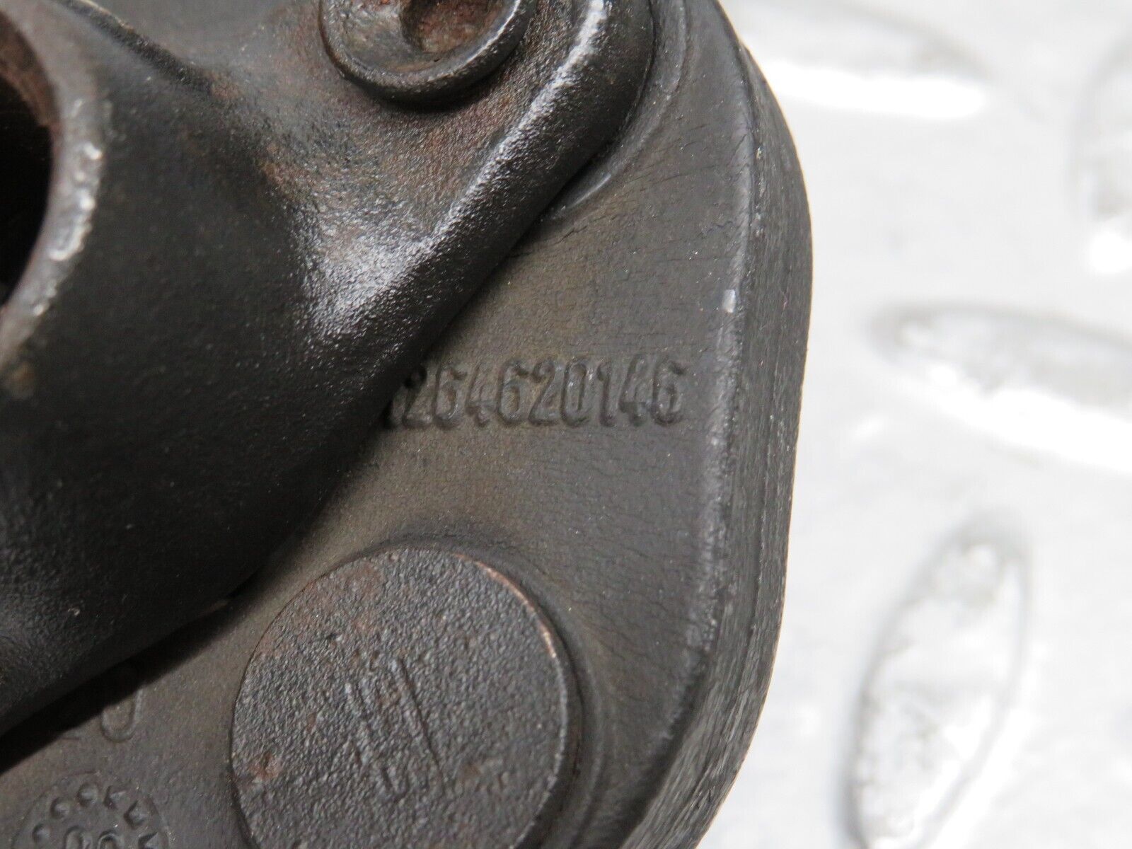 29118 Mercedes-Benz C124 320CE Steering Col. Lower Shaft Connector 1264620146