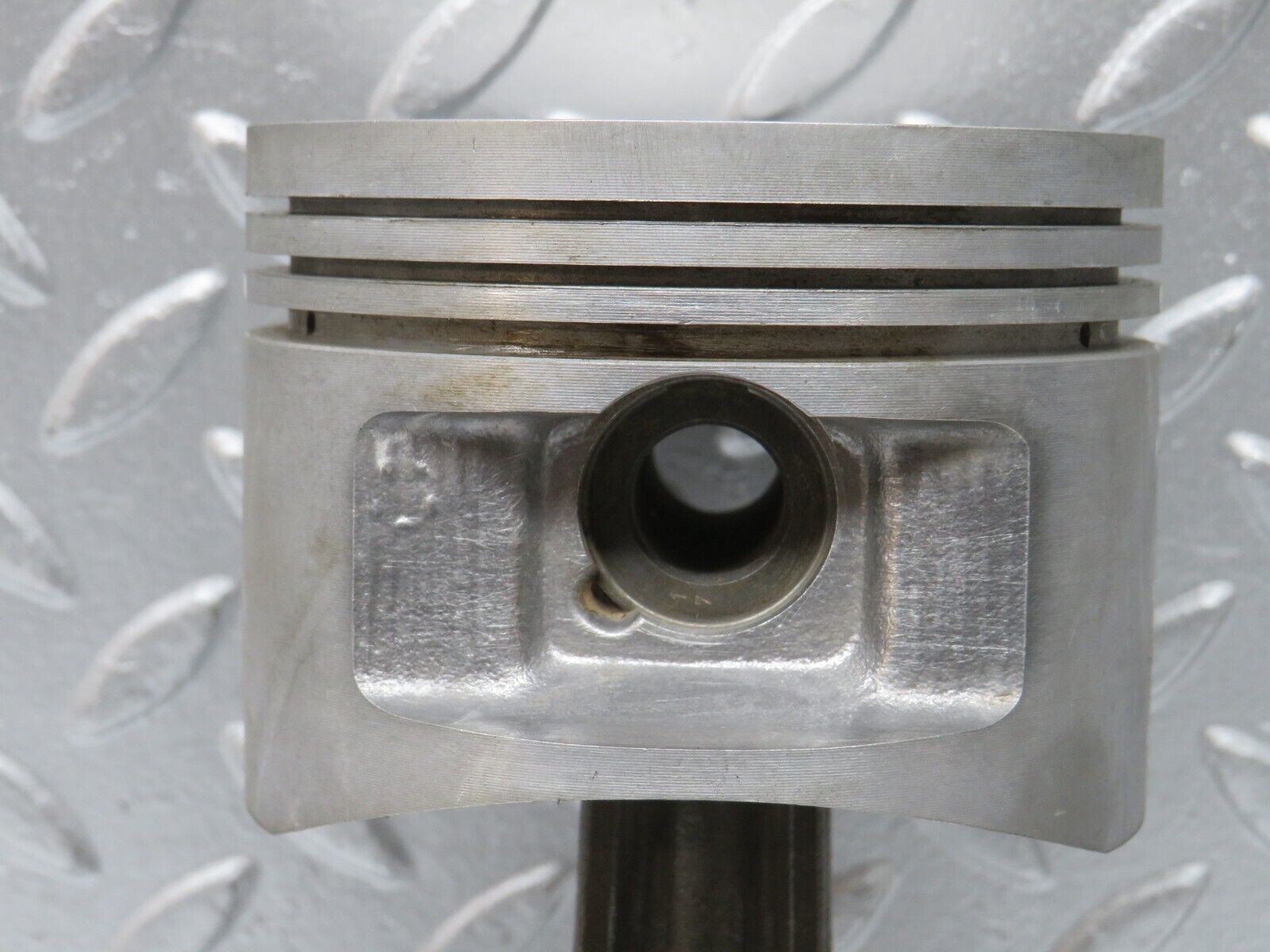 32709 Mercedes-Benz S124 300TE Wagon Piston With Connecting Rod 88.485mm 10205