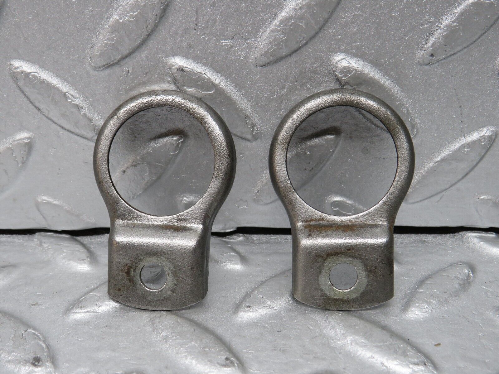 37567 Mercedes-Benz W109 300SEL Fuel Injector Bracket