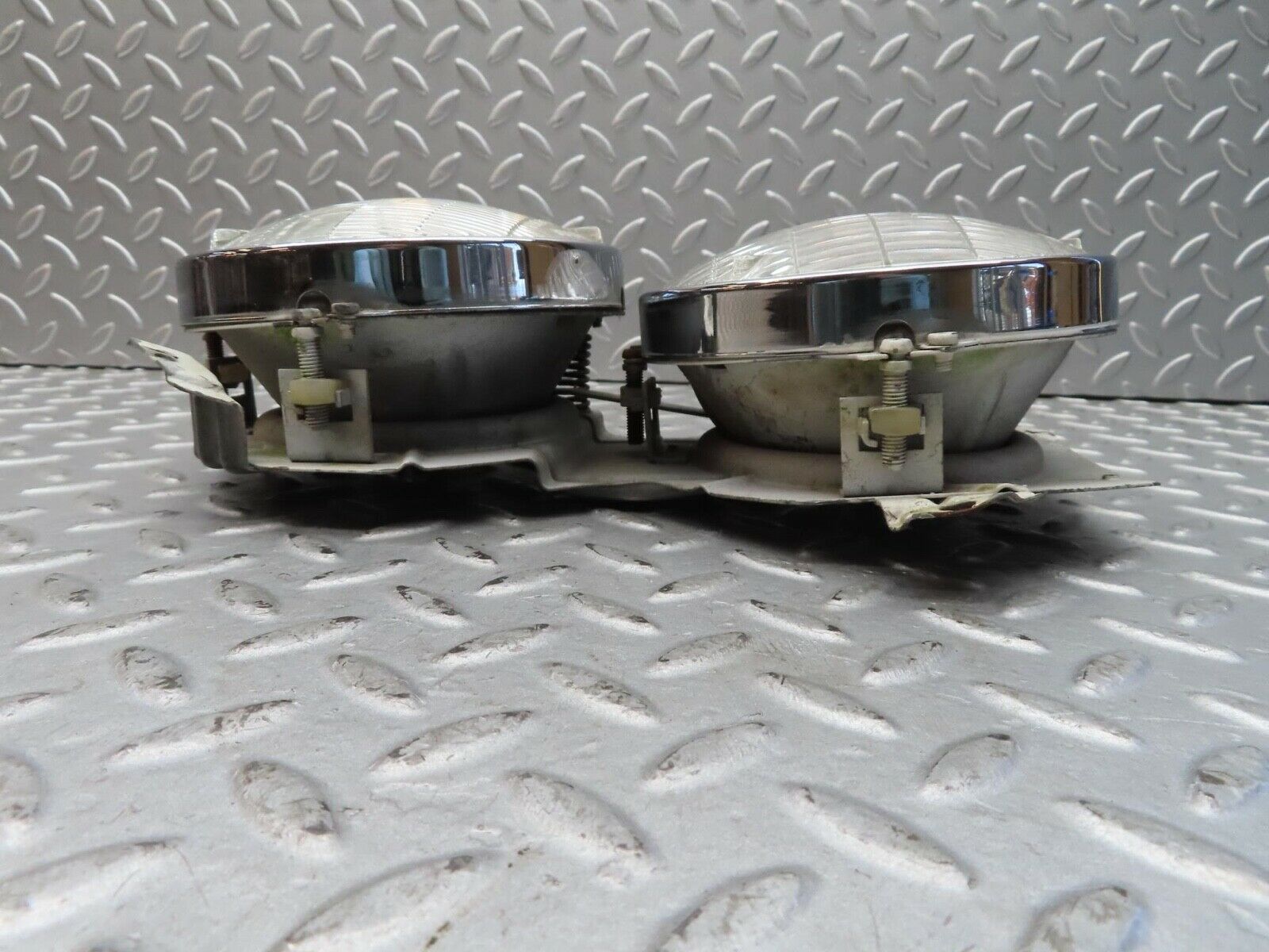 12655 Mercedes-Benz W111 220SE Headlight Left/Right 0302350004