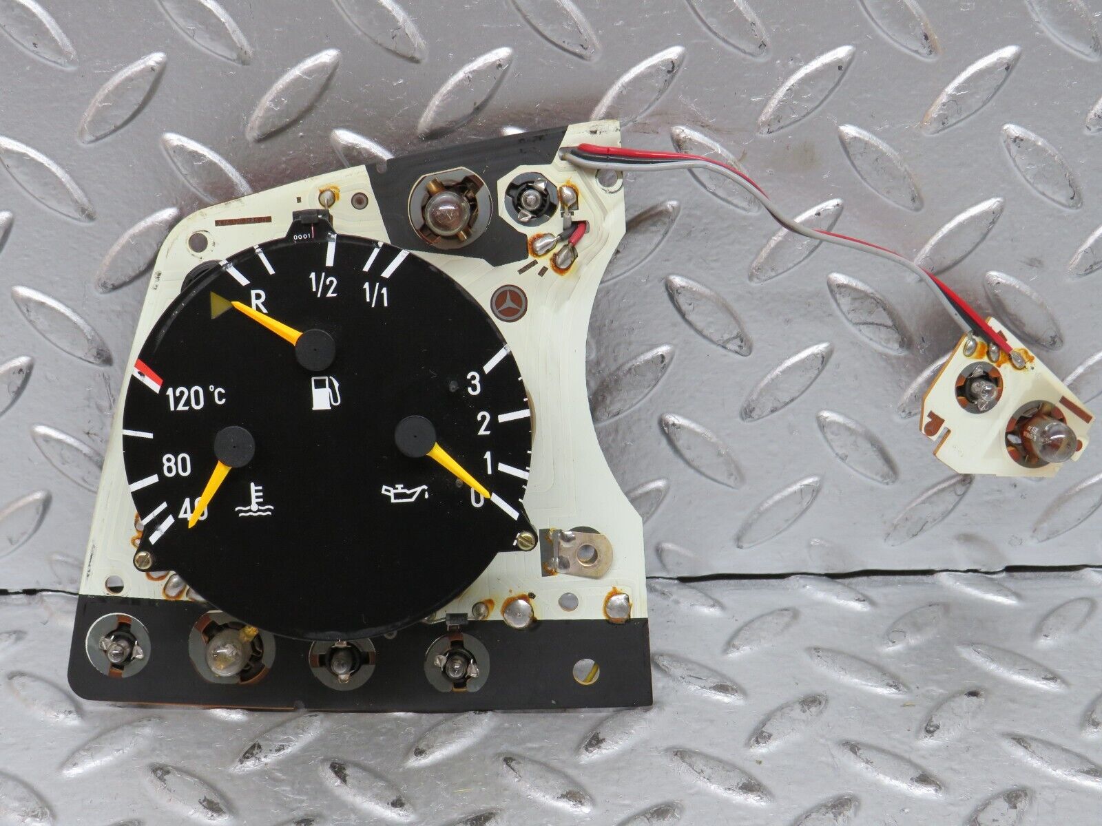 28511 Mercedes-Benz S123 240D Wagon Instrument Cluster Fuel Temp Oil Gauge