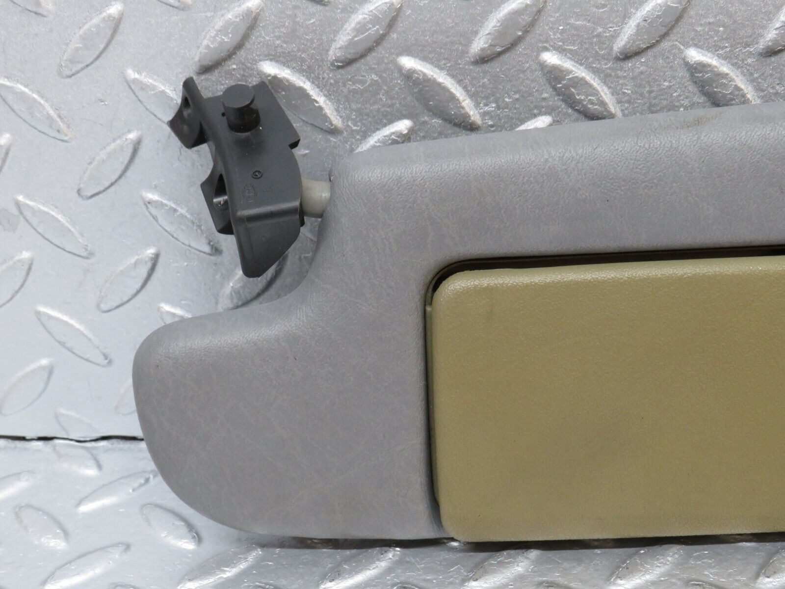 39391 Mercedes-Benz R129 320SL Coupe Sun Visor Left Side Grey