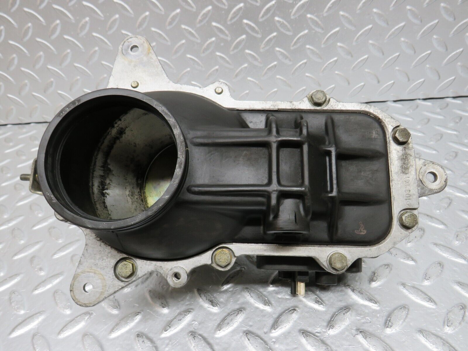 32642 Mercedes-Benz S124 300TE Air Flow Mass Meter Sensor Bosch 1031410090