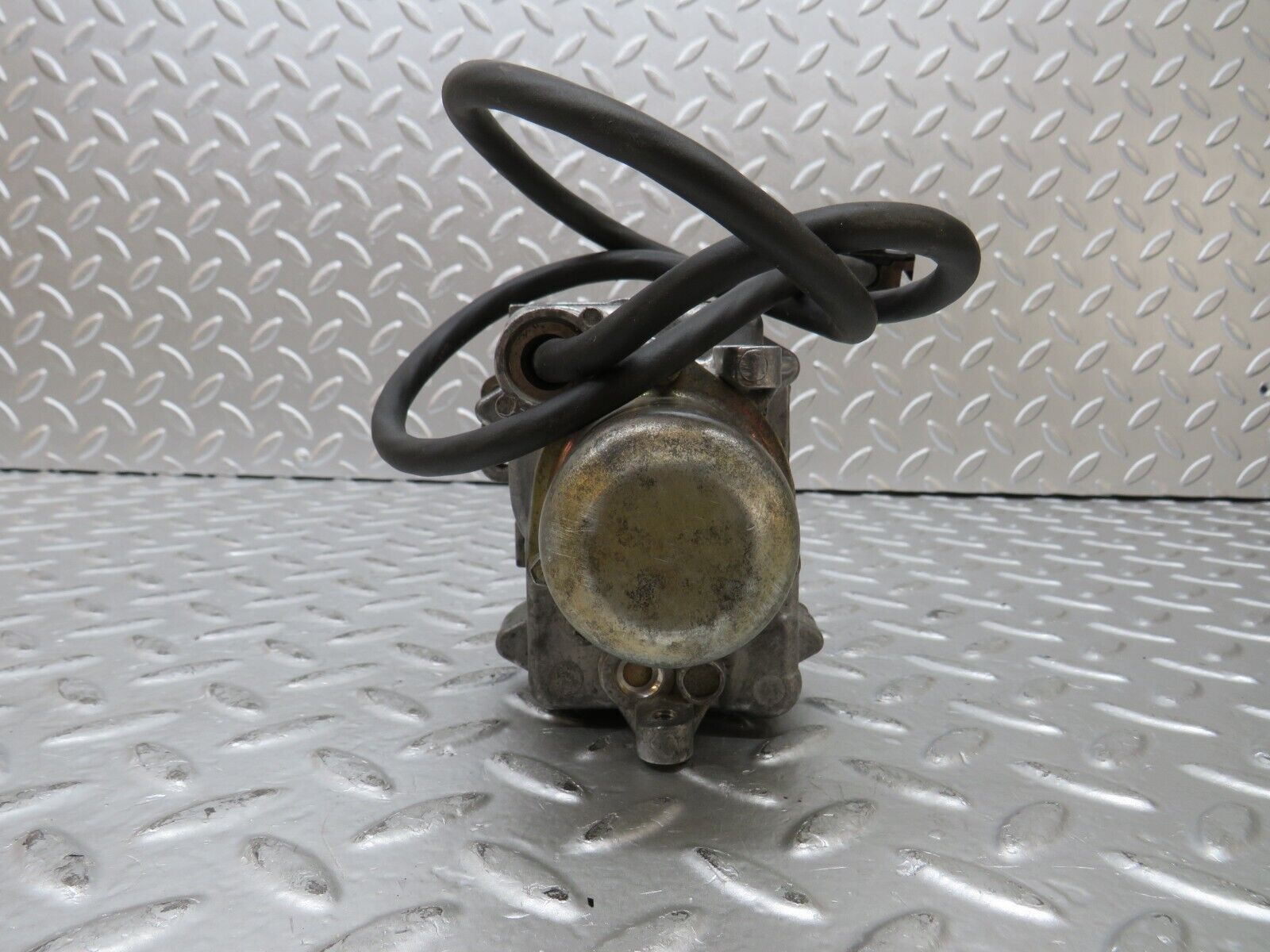 27299 Mercedes-Benz W123 280E Cruise Control Actuator 0025458632