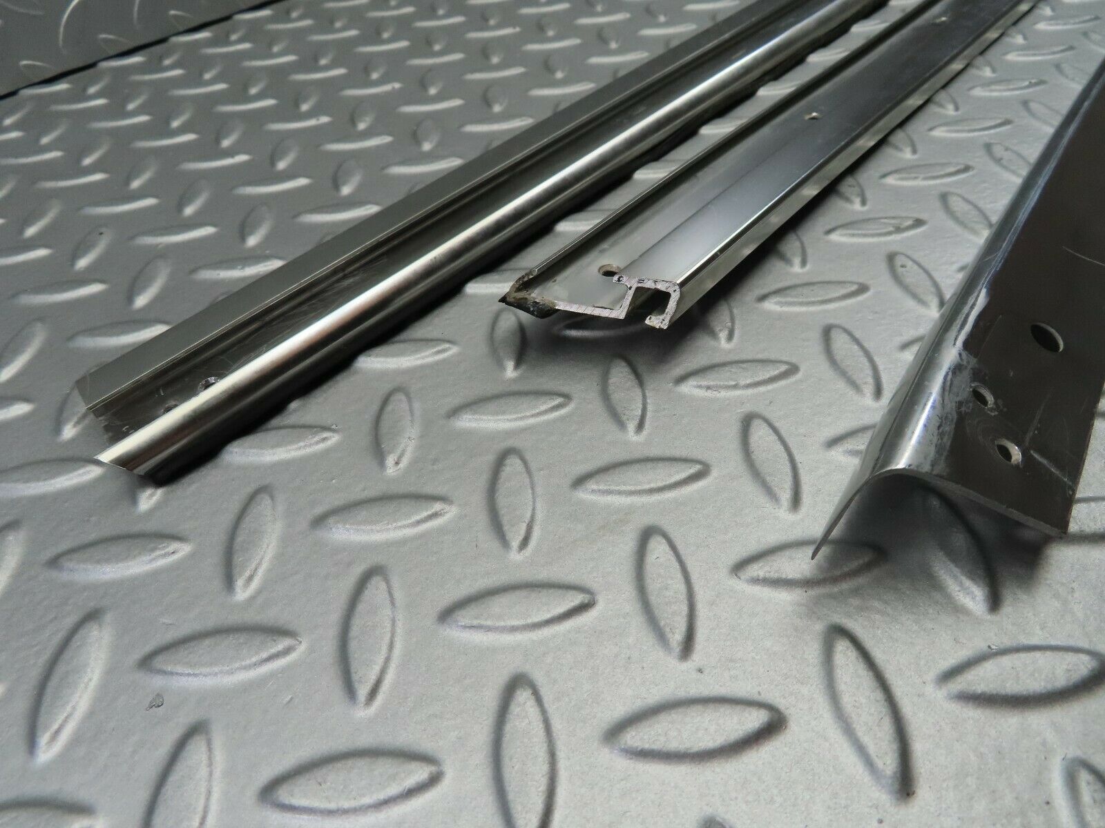 6905 Mercedes-Benz C107 350SLC Coupe Roof Chrome Moulding Left Side