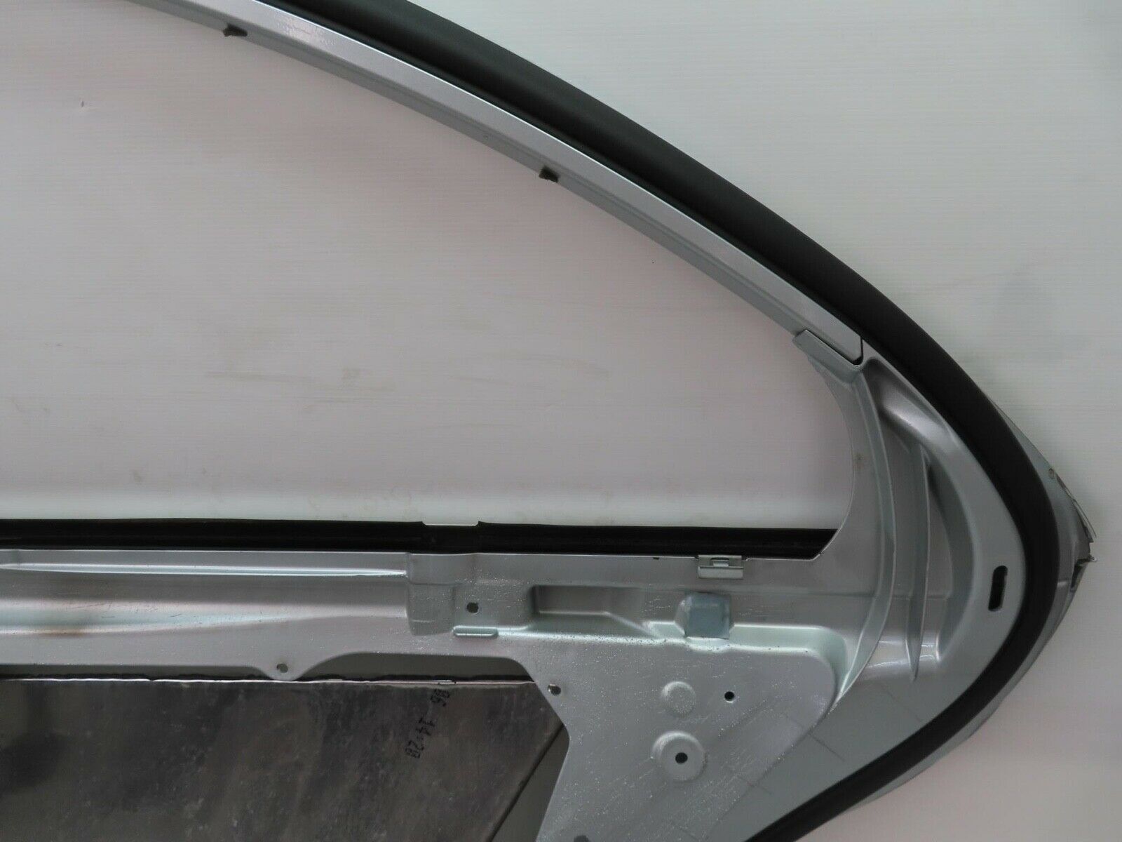 11241 Mercedes-Benz W221 S320 Rear Right Door