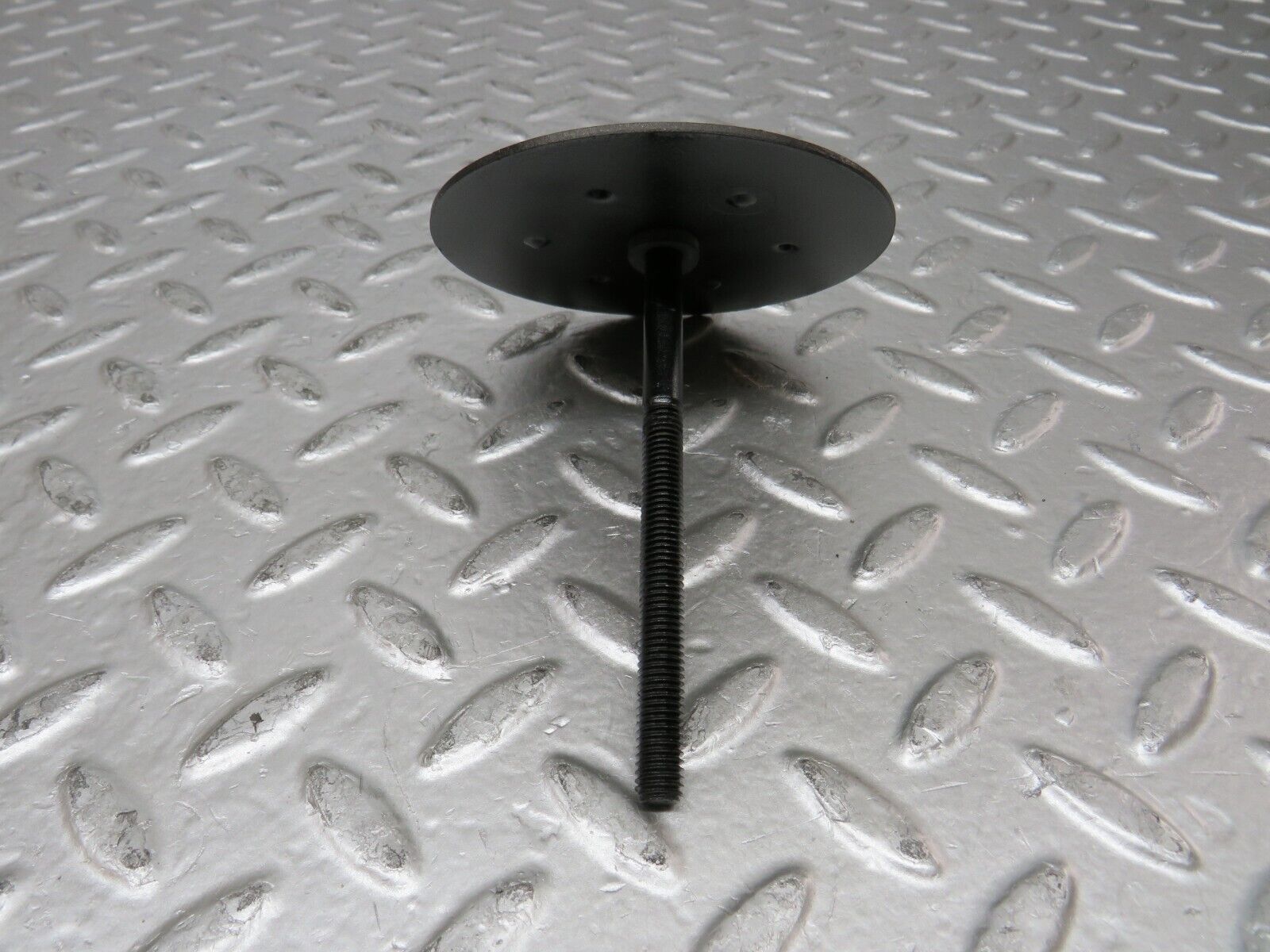 26855 Mercedes-Benz W123 240D Spare Wheel Holder