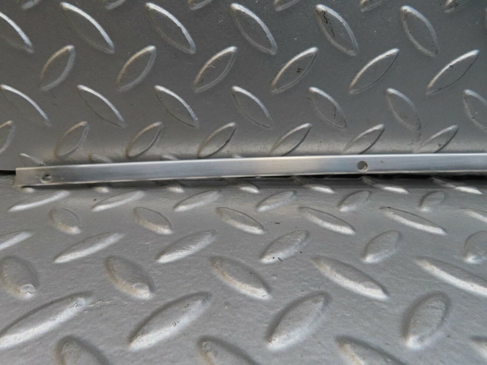 15447 Mercedes-Benz W123 230E Sunroof Chrome Trim