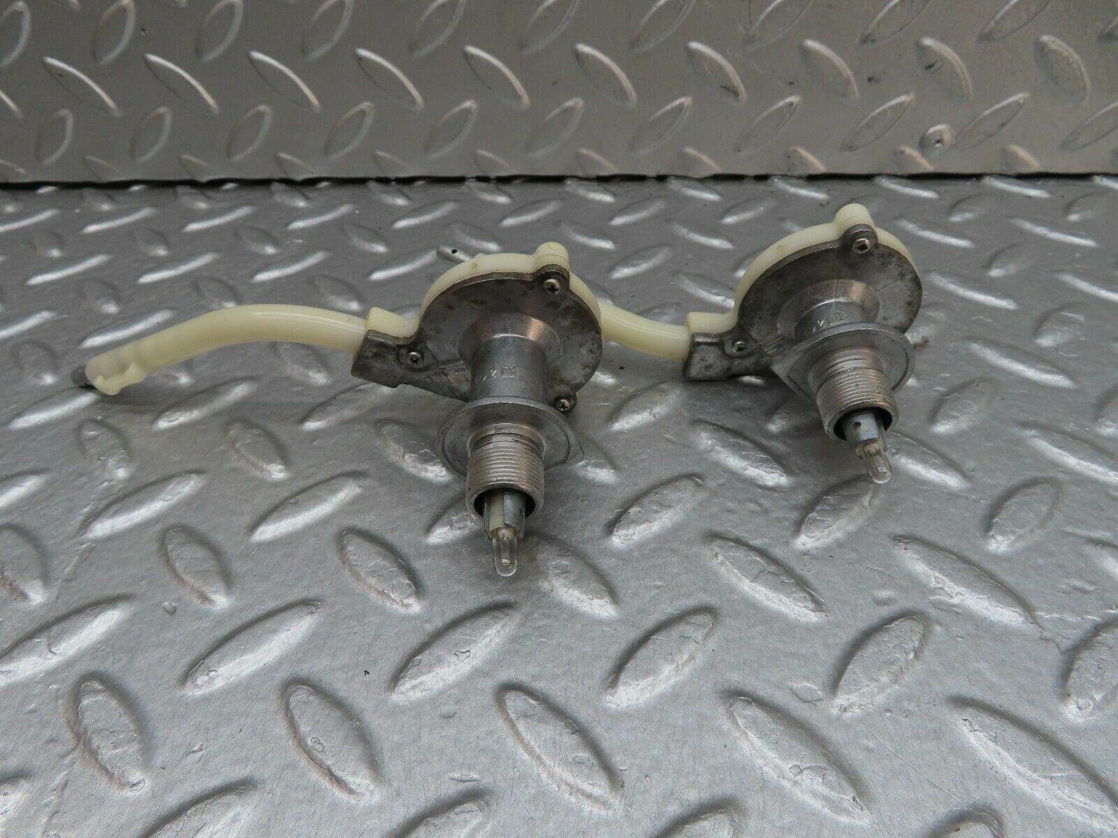 18019 Mercedes-Benz W123 200 Heater Regulator 1238300485