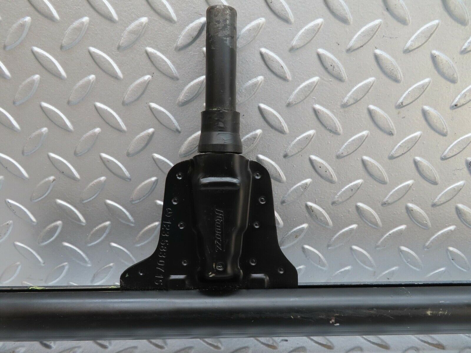 15452 Mercedes-Benz W123 230E Car Jack 1235830715