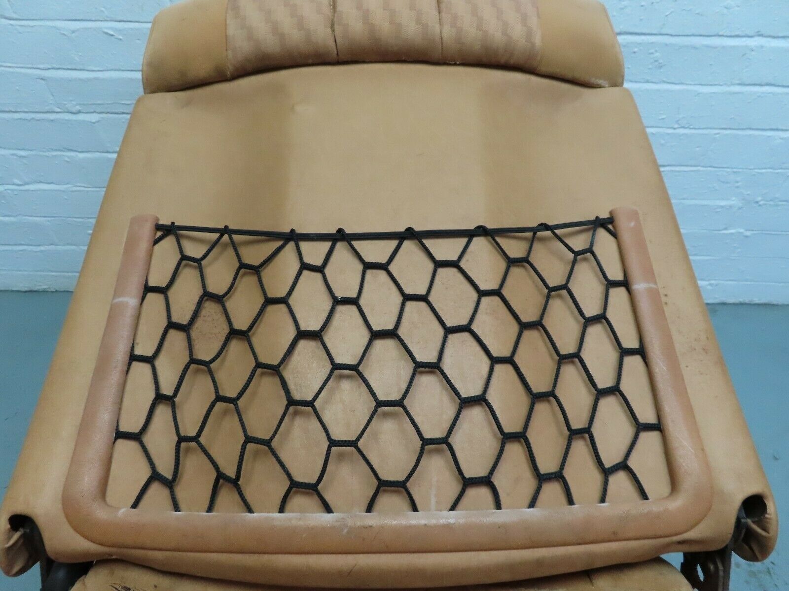 6321 Mercedes-Benz W126 380SE Front Right Seat Driver Seat Palomino
