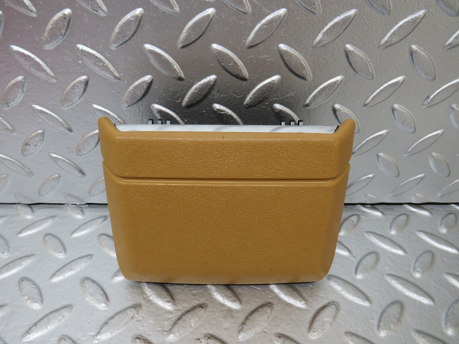 25493 Mercedes-Benz W123 200 Rear Ashtray Palomino