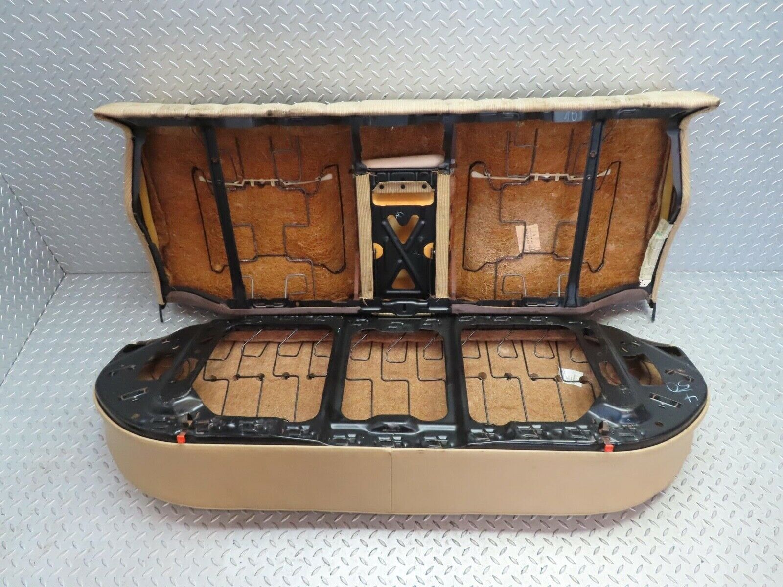 7009 Mercedes-Benz W123 230E Rear Seat 1239202716