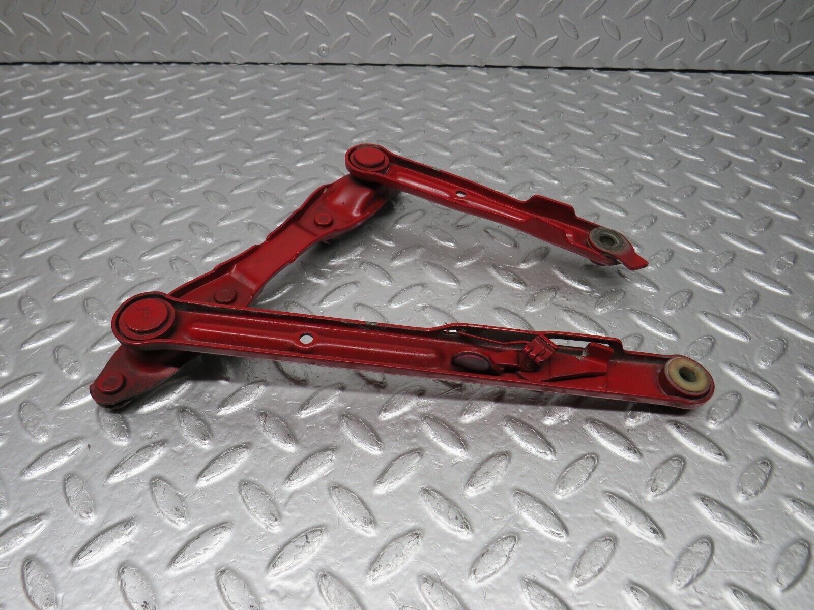 38769 Mercedes-Benz W201 190E 2.6L Bonnet Hinge Left Side