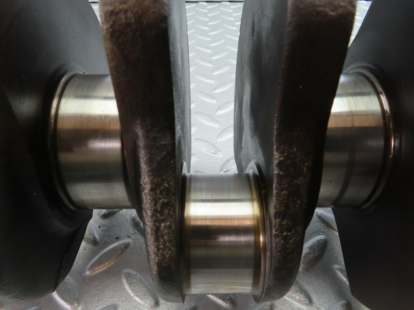 9879 Mercedes-Benz C123 280CE Coupe Crankshaft 1100310701