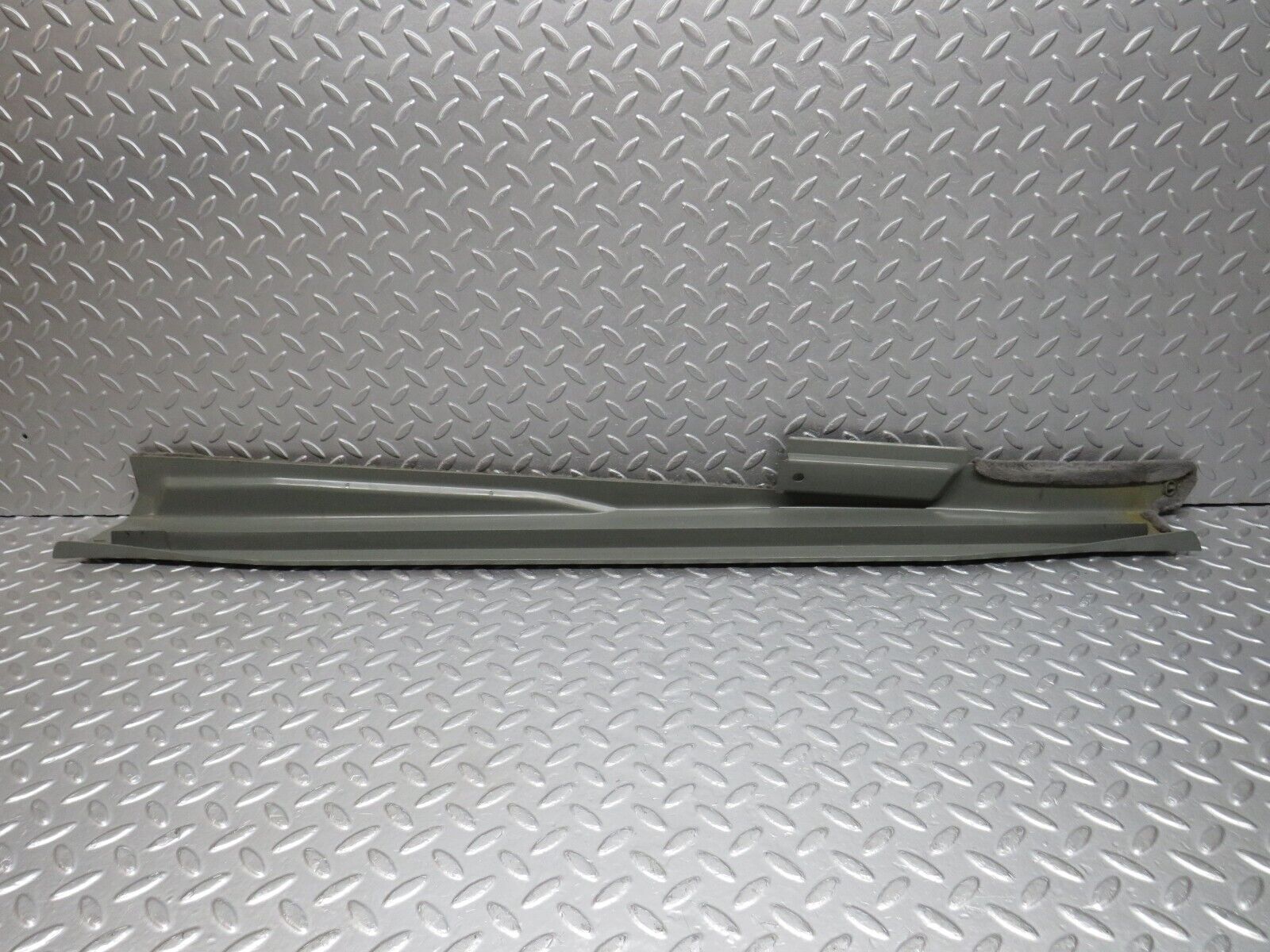 39366 Mercedes-Benz R129 320SL Coupe Left Door Sill Cover Grey 1296800135