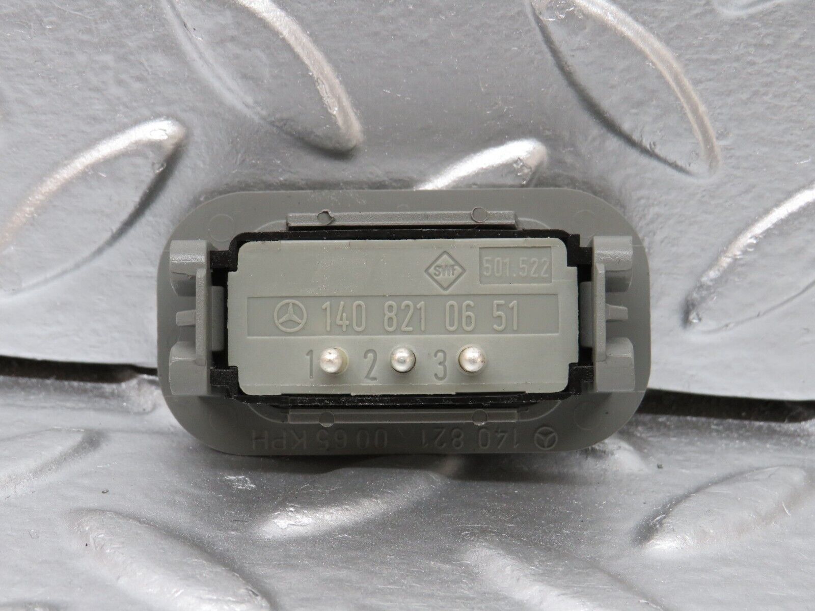 24932 Mercedes-Benz W140 S320 Dome Light Switch 1408210651