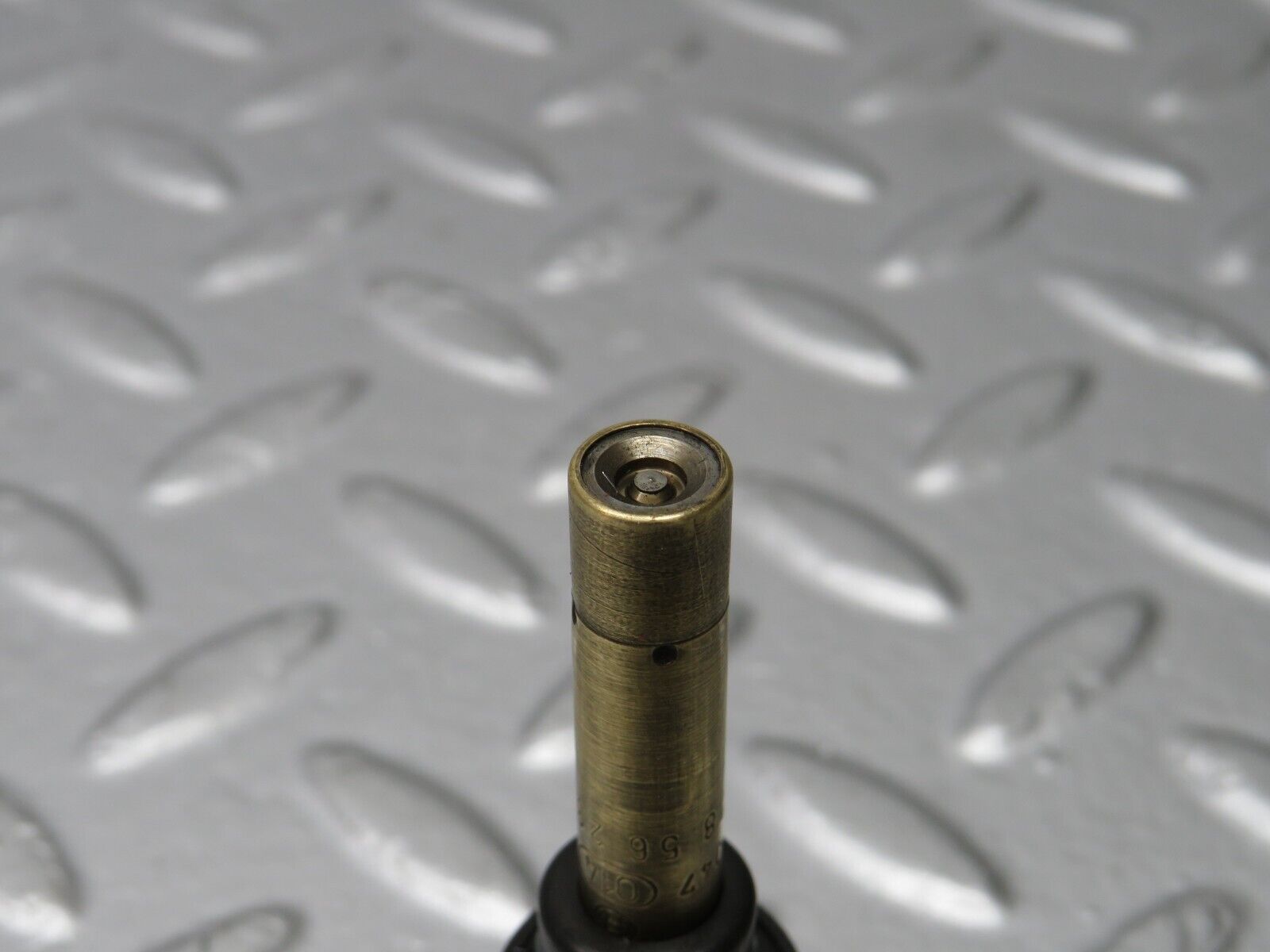 38904 Mercedes-Benz W201 190E 2.6L Fuel Injector Bosch 0000785623 0437502047