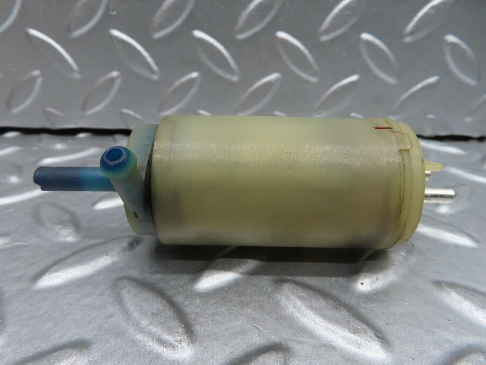 21092 Mercedes-Benz W123 230E Windscreen Washer Pump