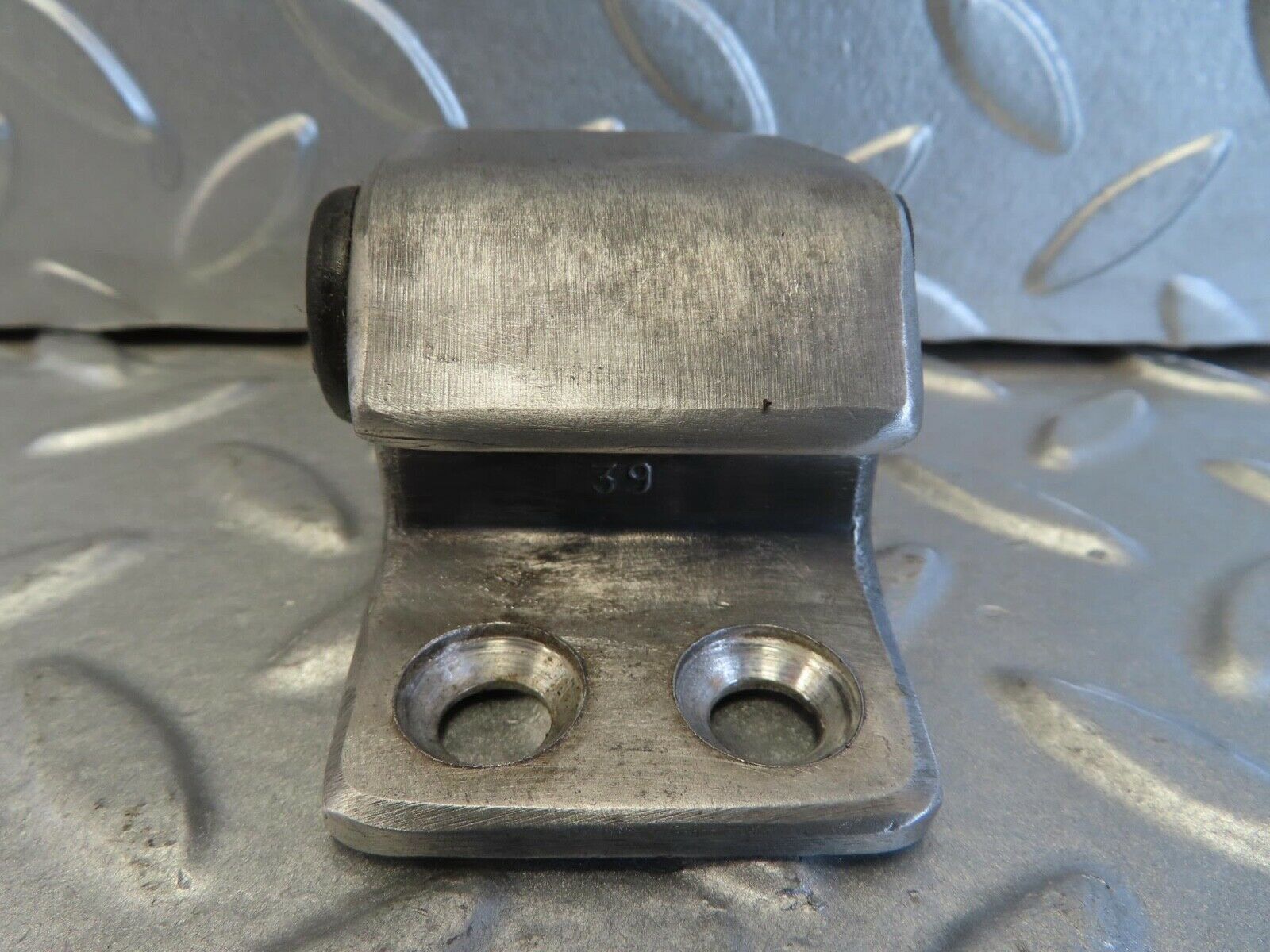 14257 Mercedes-Benz W116 350SE Door Lock Latch Right Side