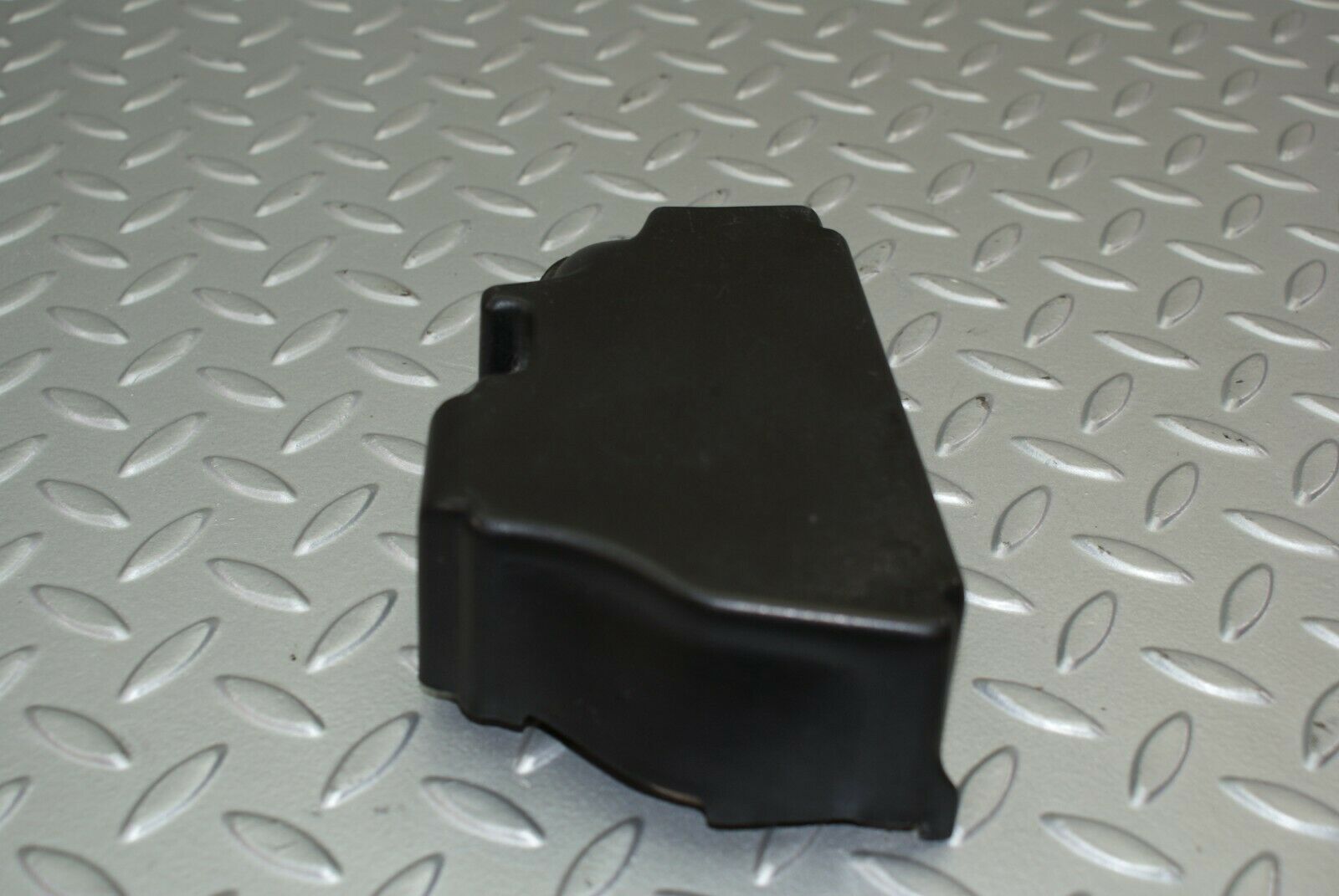 2931 Mercedes-Benz C123 280CE Coupe Fuse Box Relay Cover 1235450146