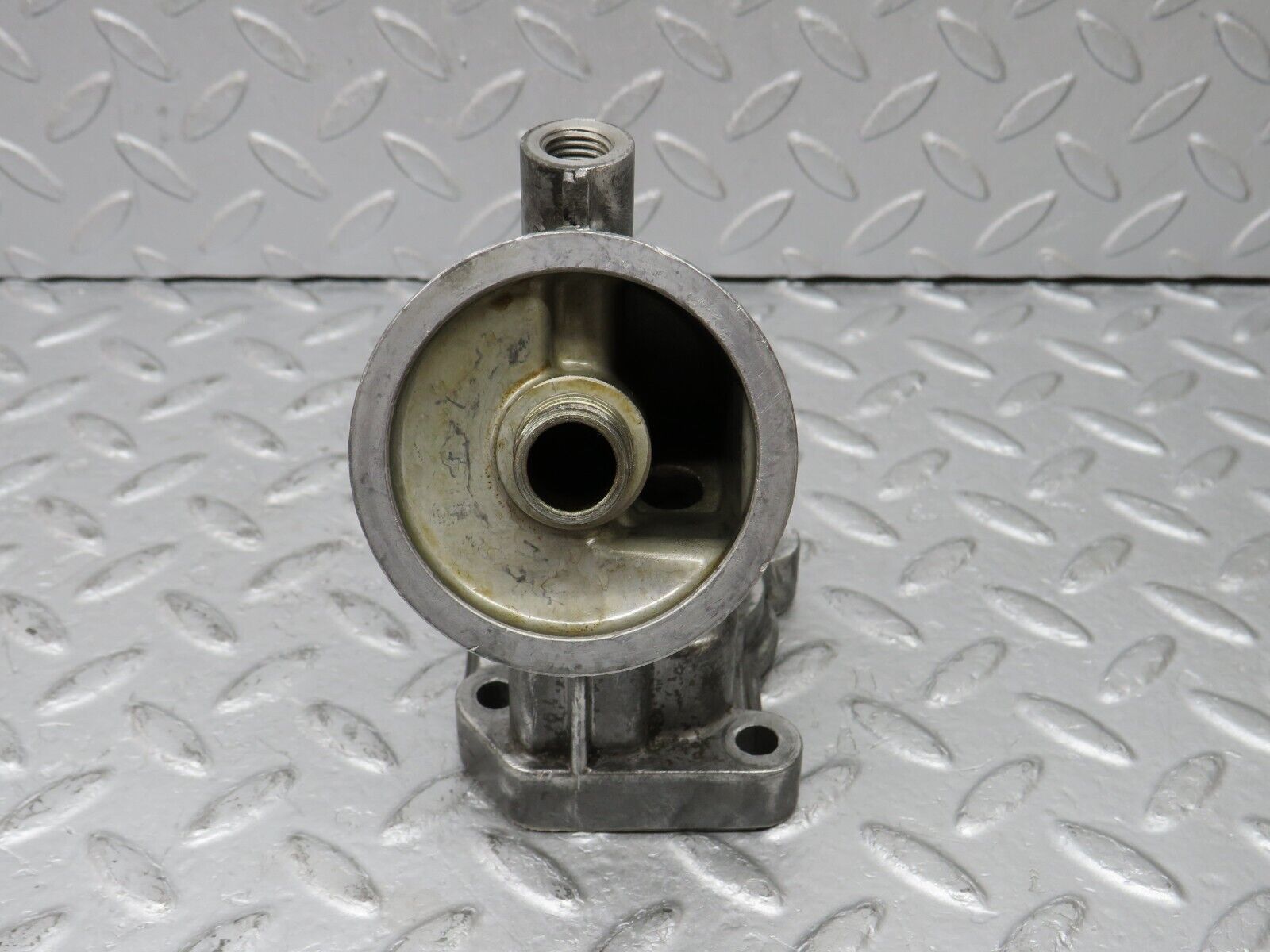 36713 Mercedes-Benz W201 190E 2.0L Oil Filter Housing 1021800038