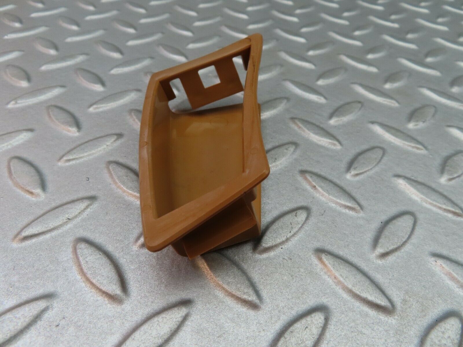 6041 Mercedes-Benz W126 380SE Front Right Door Panel Door Vents 1267270288