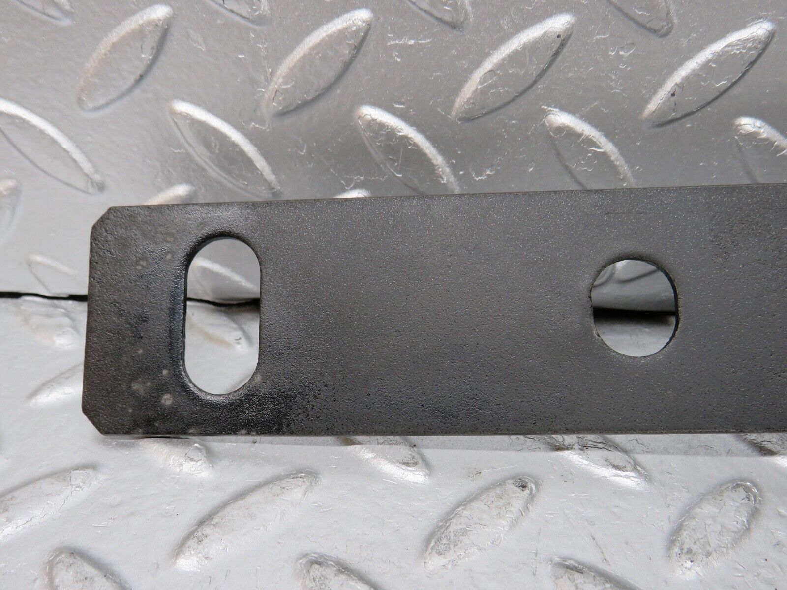 0377 Mercedes-Benz W108 280SE Stabilizer Bar Mounting Front Axle