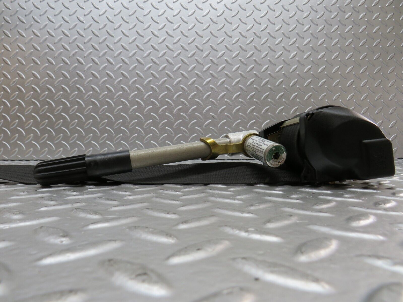 27101 Mercedes-Benz W123 280E Front Left Seat Belt With Buckle 1238606286