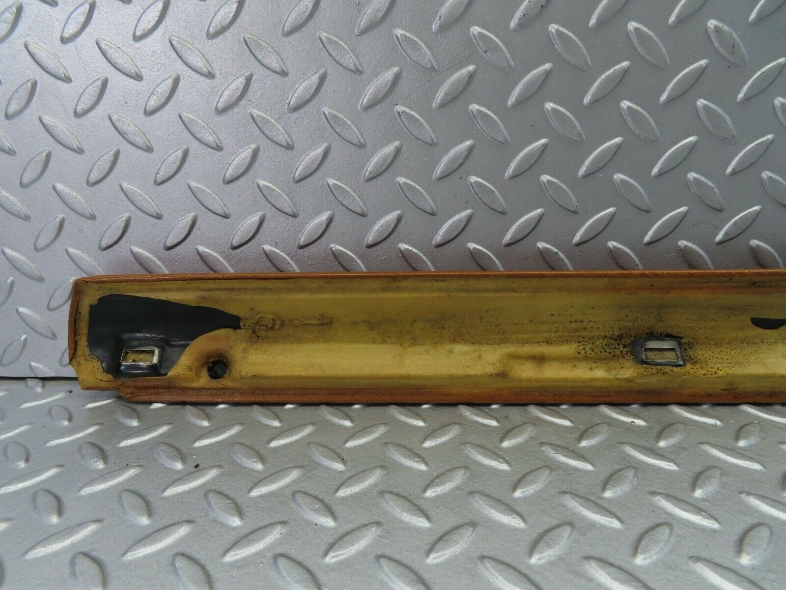 7909 Mercedes-Benz W115 220D Rear Right Upper Door Panel