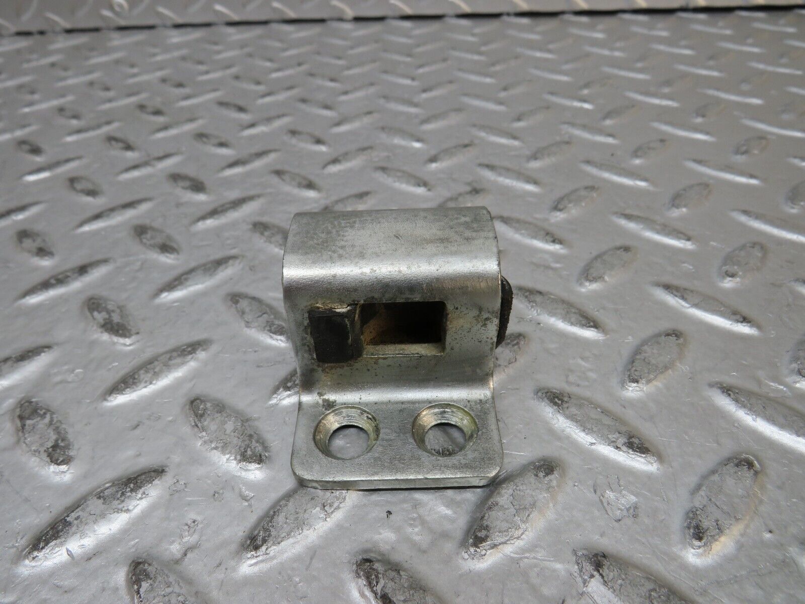 28817 Mercedes-Benz W123 230E Door Lock Latch Left Side