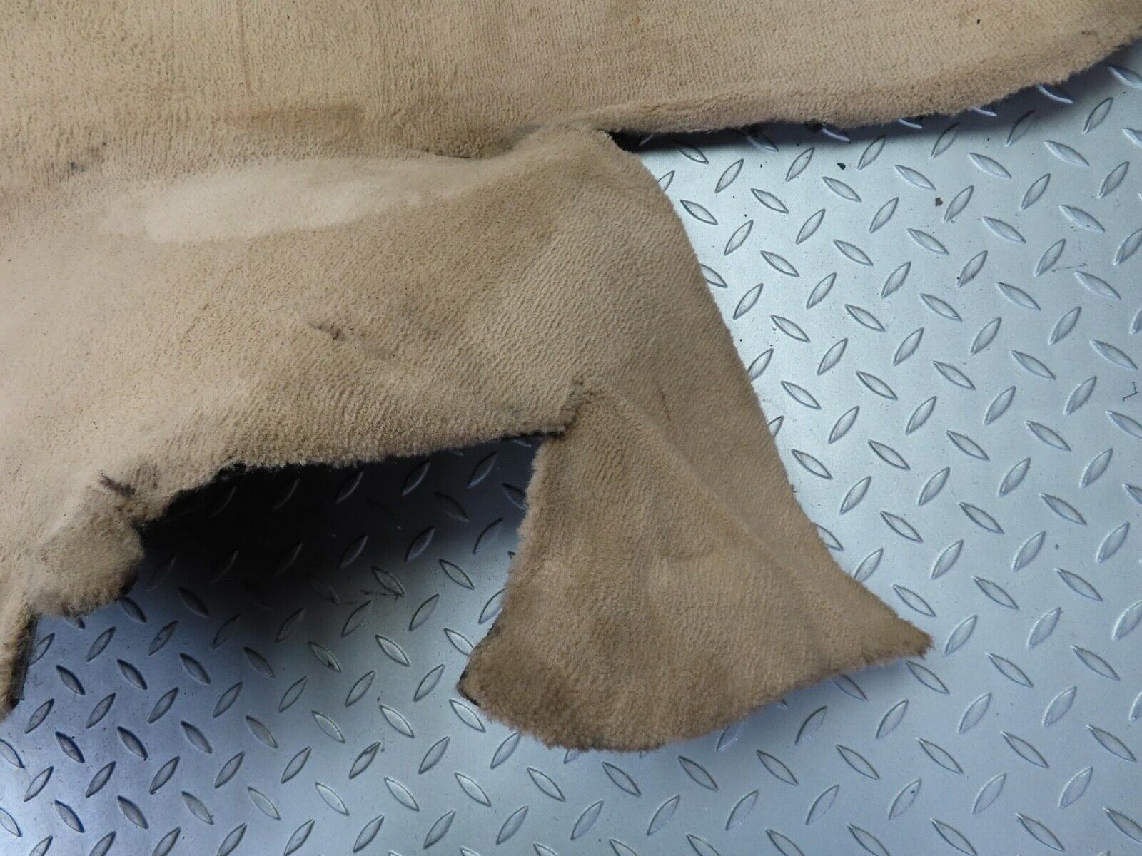 12548 Mercedes-Benz R129 300SL Coupe Front Left Floor Carpet Cream