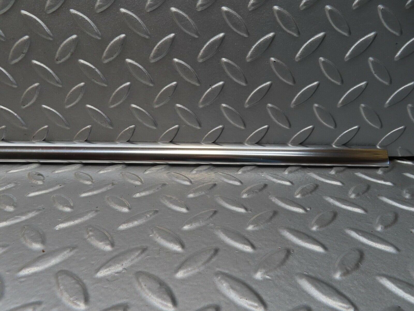 15444 Mercedes-Benz W123 230E Rear Right Door Chrome Moulding Trim