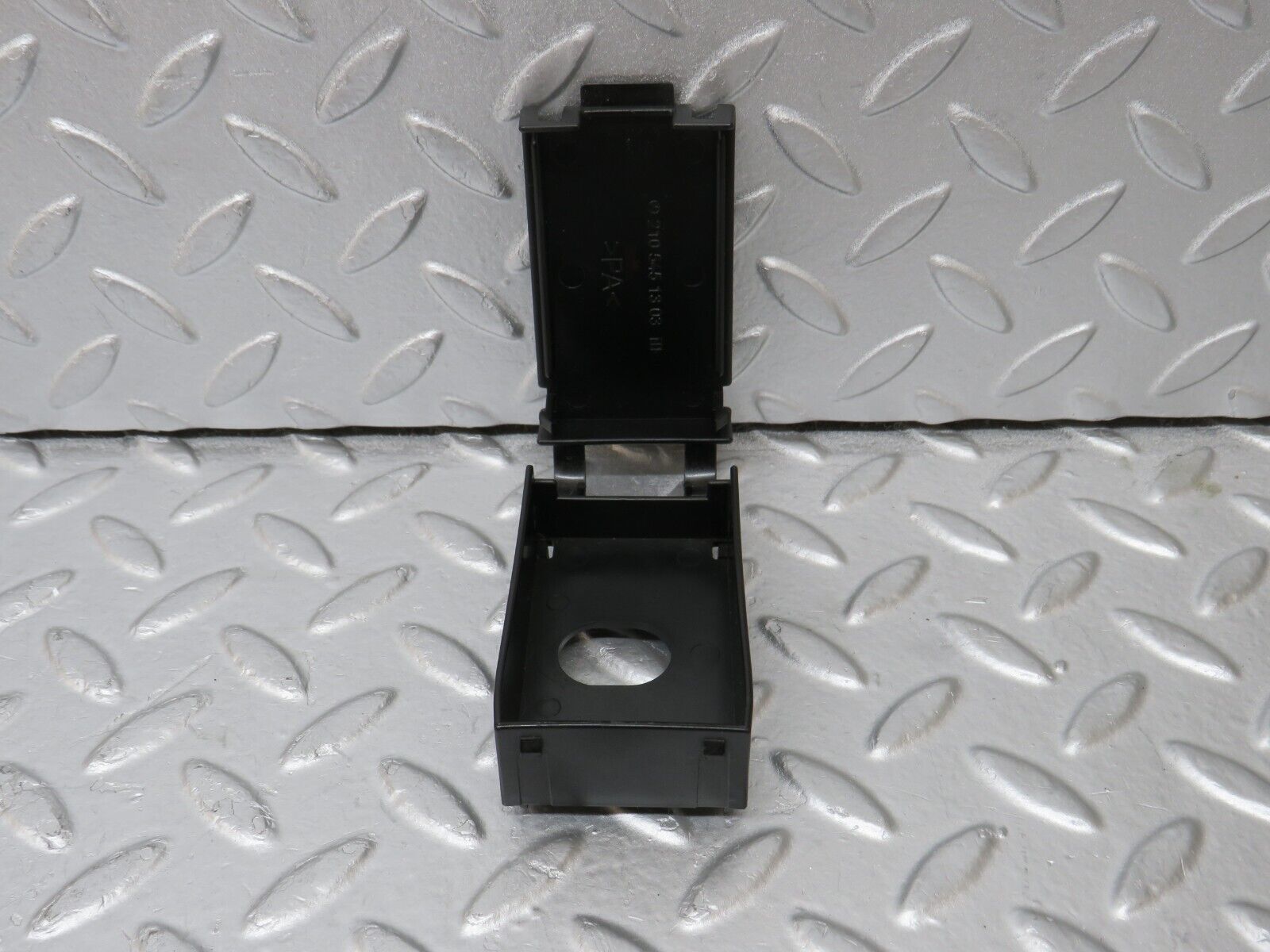 35073 Mercedes-Benz W210 320E Battery Positive Terminal Cover Lid 2105451303