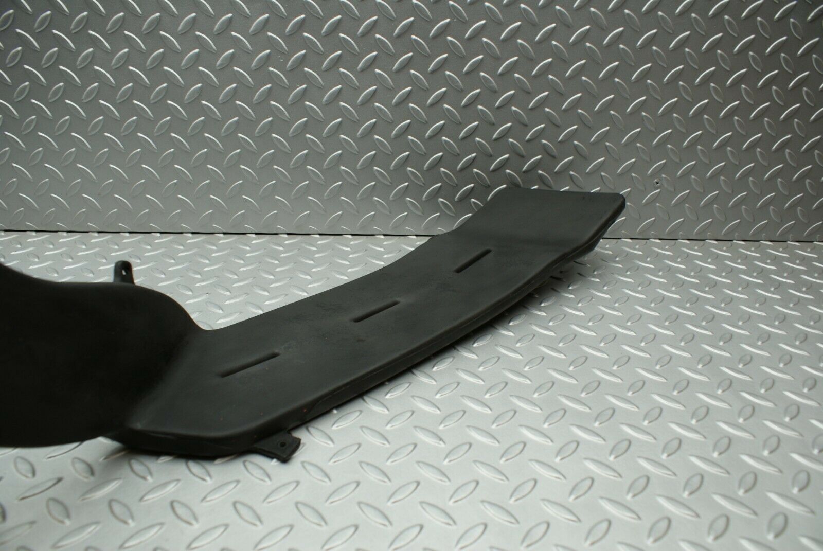 3221 Mercedes-Benz W115 220D Air Duct Heater Ventilation Left 1158310145