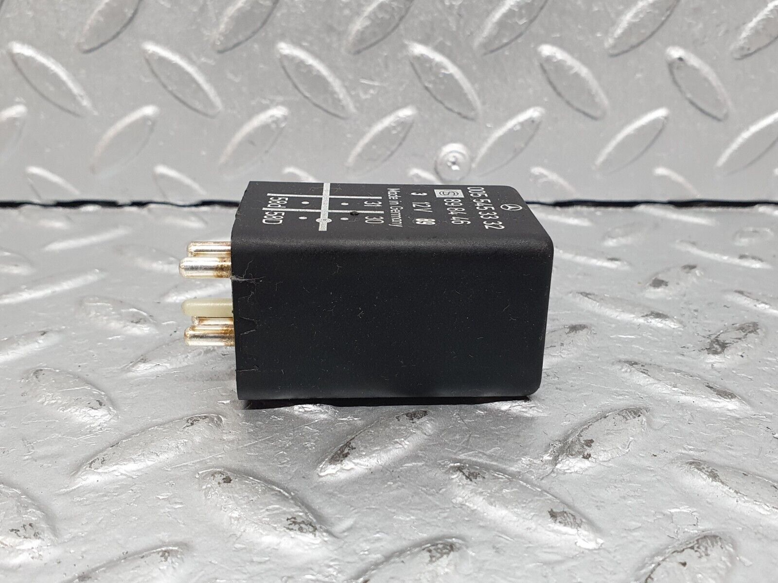 41098 Mercedes-Benz W126 300SE Light Control Relay 0055453332