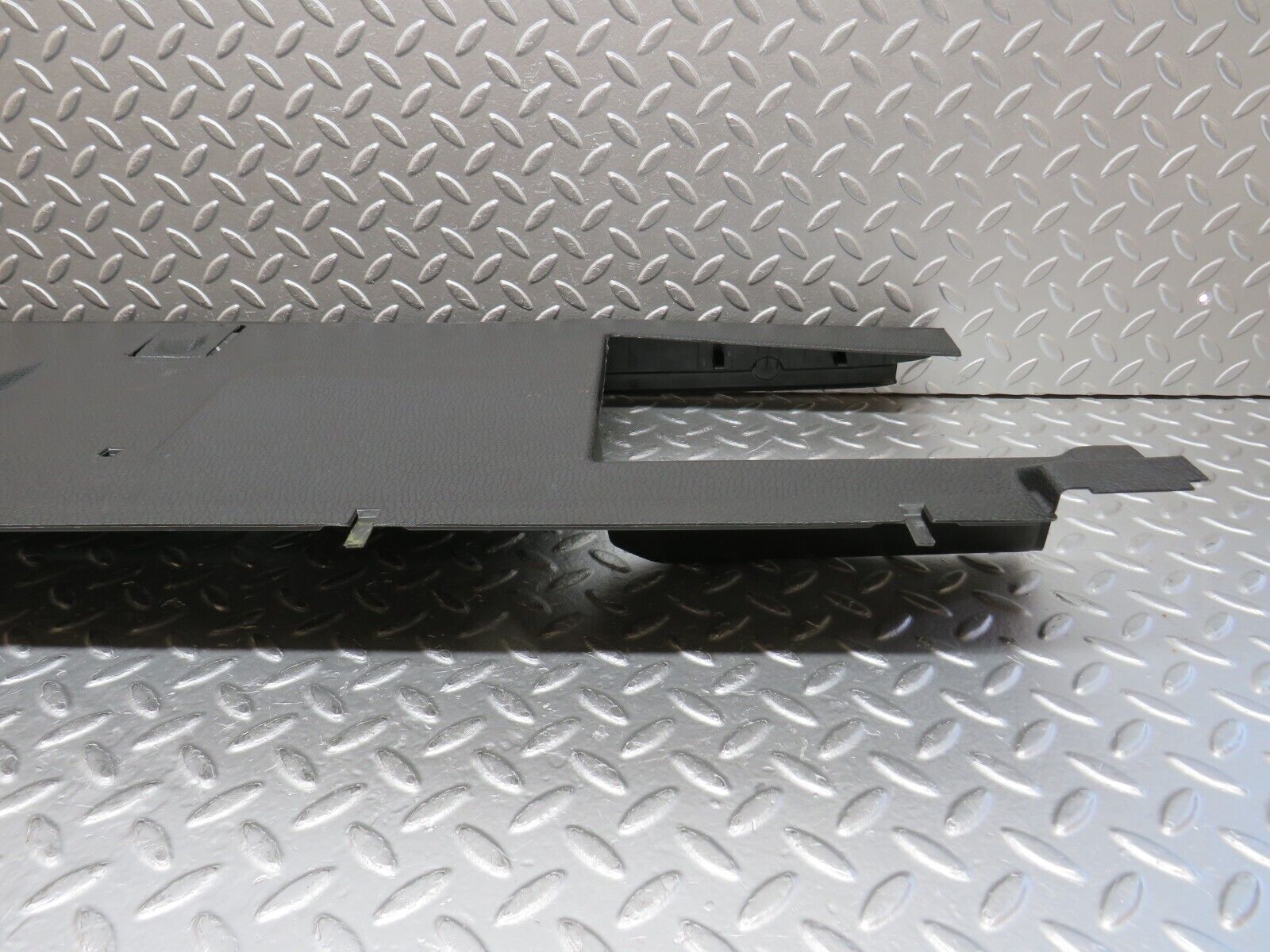 30648 Mercedes-Benz W201 190E 2.0L Boot Rear Plastic Cover 2016940425