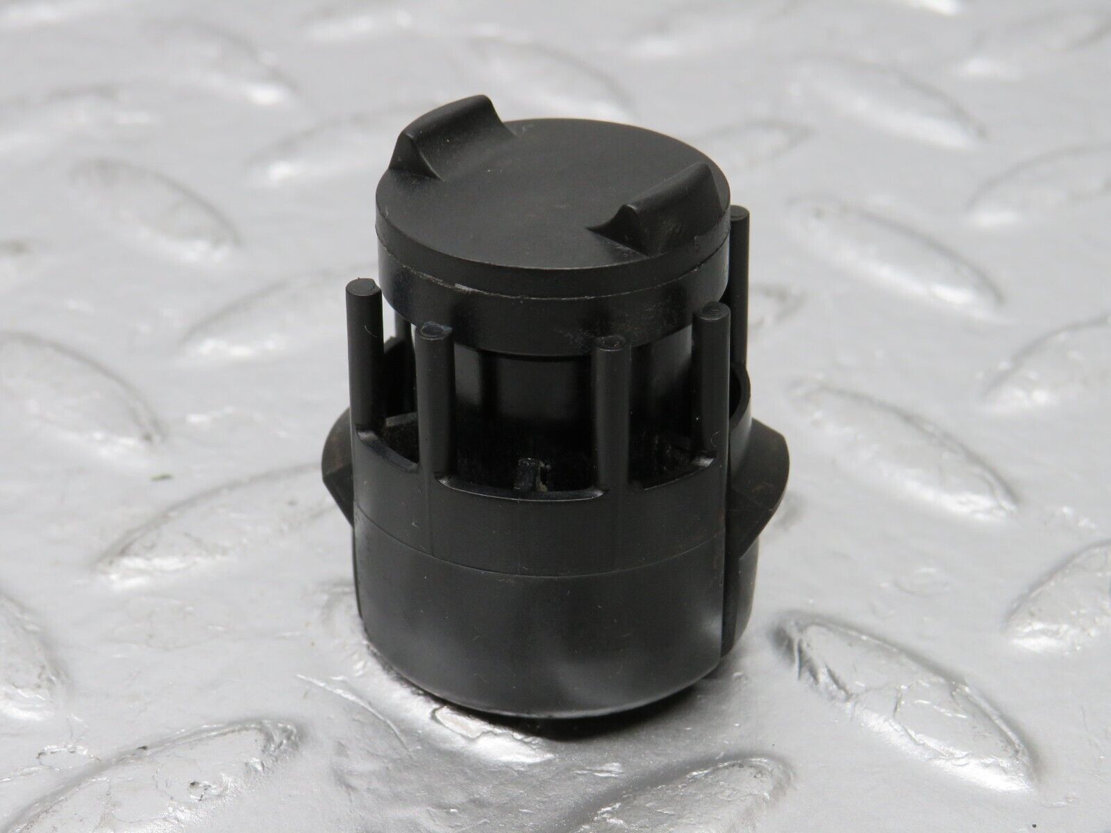 34323 Mercedes-Benz C126 380SEC Coupe Kick Down Switch 0015456314