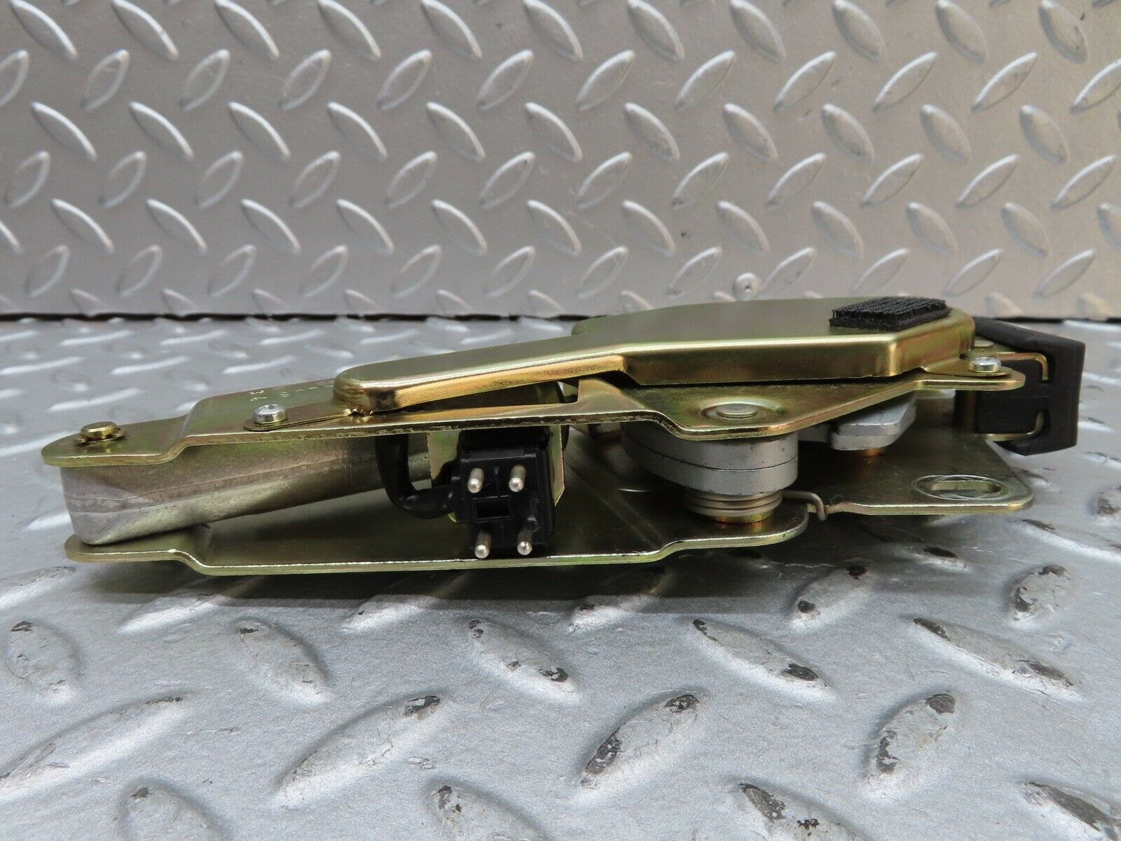 17456 Mercedes-Benz R129 300SL Coupe Roof Lock Left Side 1298000374