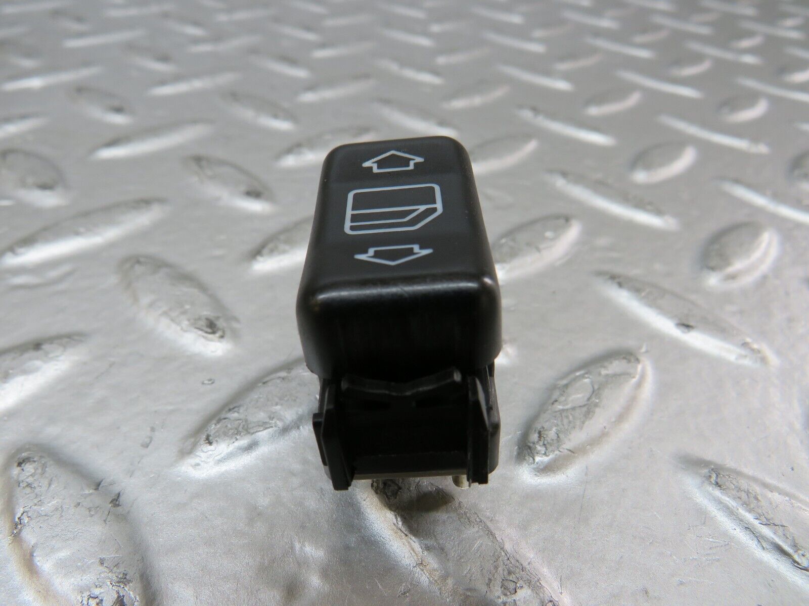 26562 Mercedes-Benz C124 220CE Coupe Left Electric Window Switch 1248209310