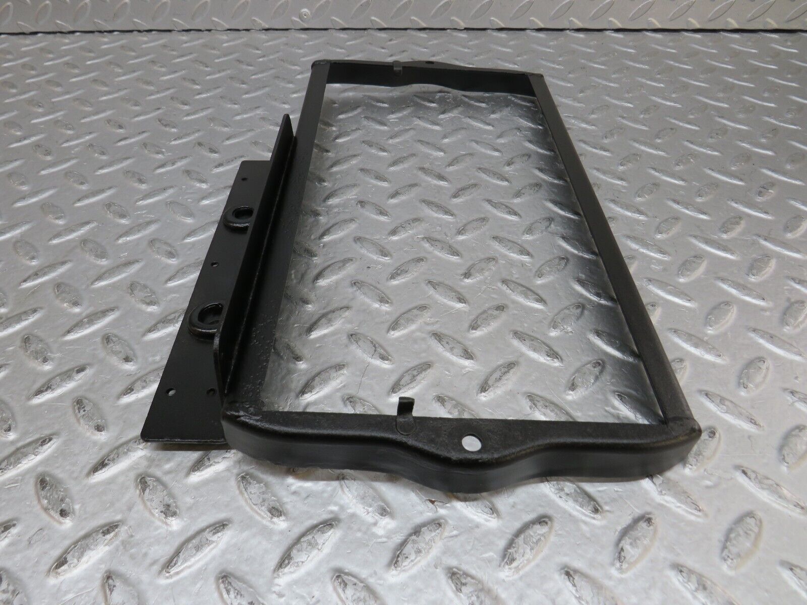 37364 Mercedes-Benz W109 300SEL Battery Tray