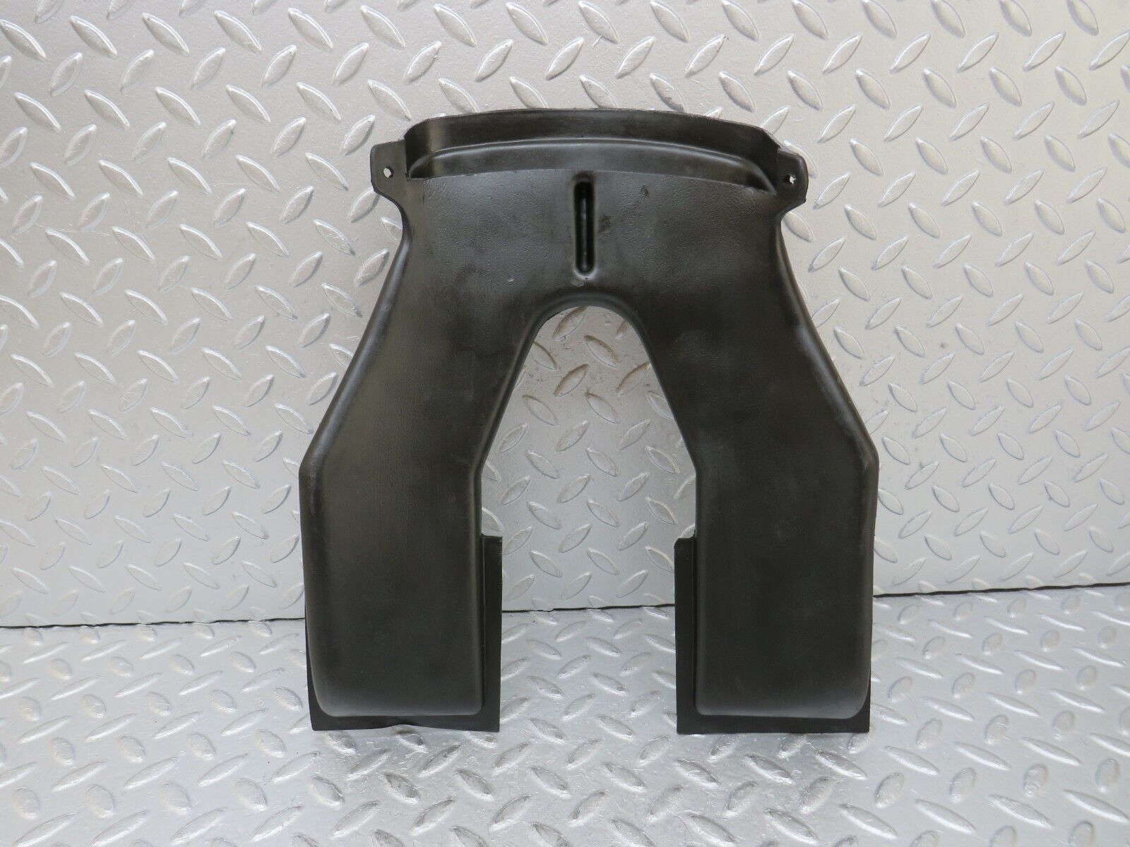 35833 Mercedes-Benz W108 Floor Air Vent Duct